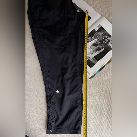 Lululemon Dance Studio Crop Pants Inseam 25” In Black Size 8 - Picture 11 of 16